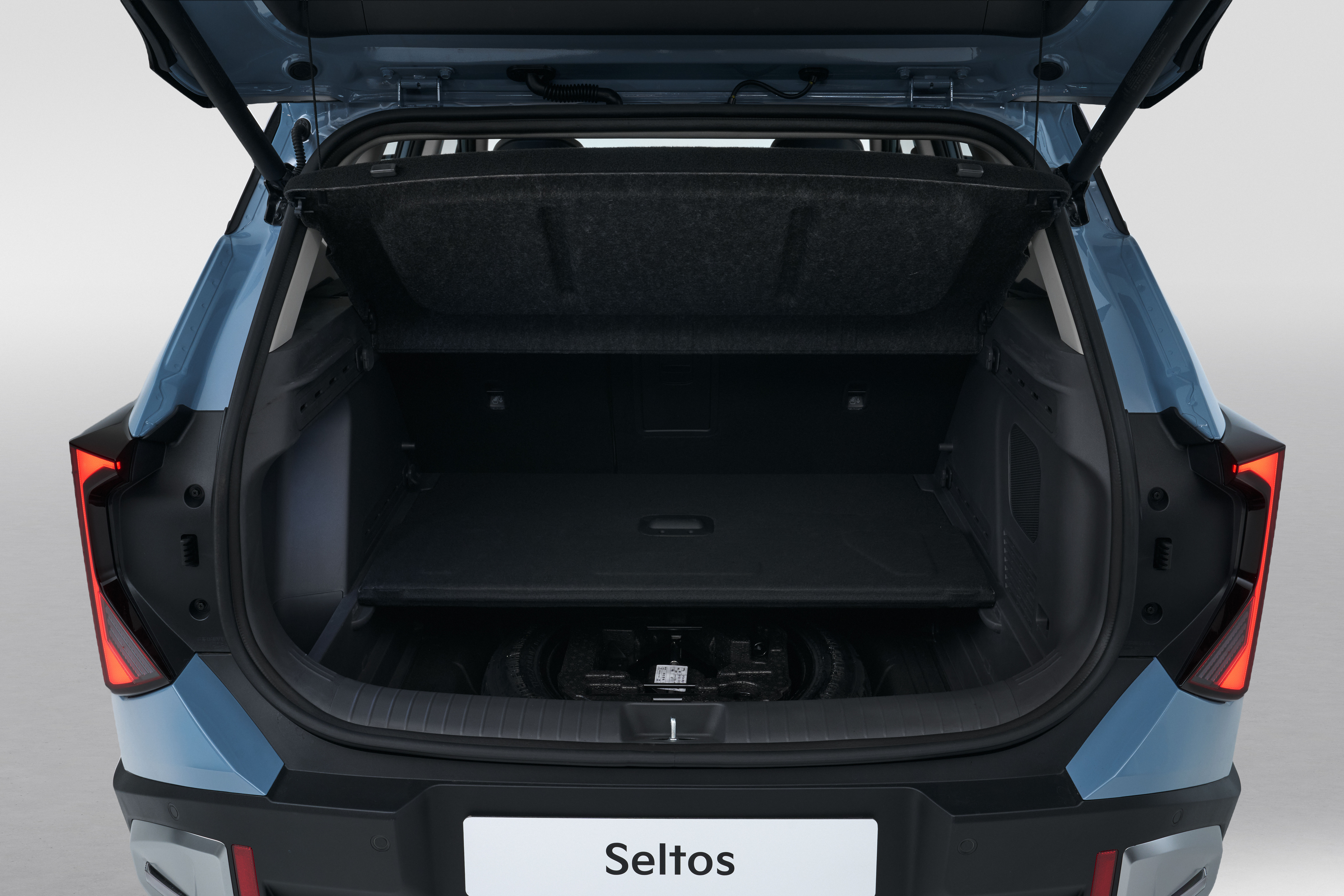 All-new Kia Seltos (ICE - Baseline - EU) - Pale Grey