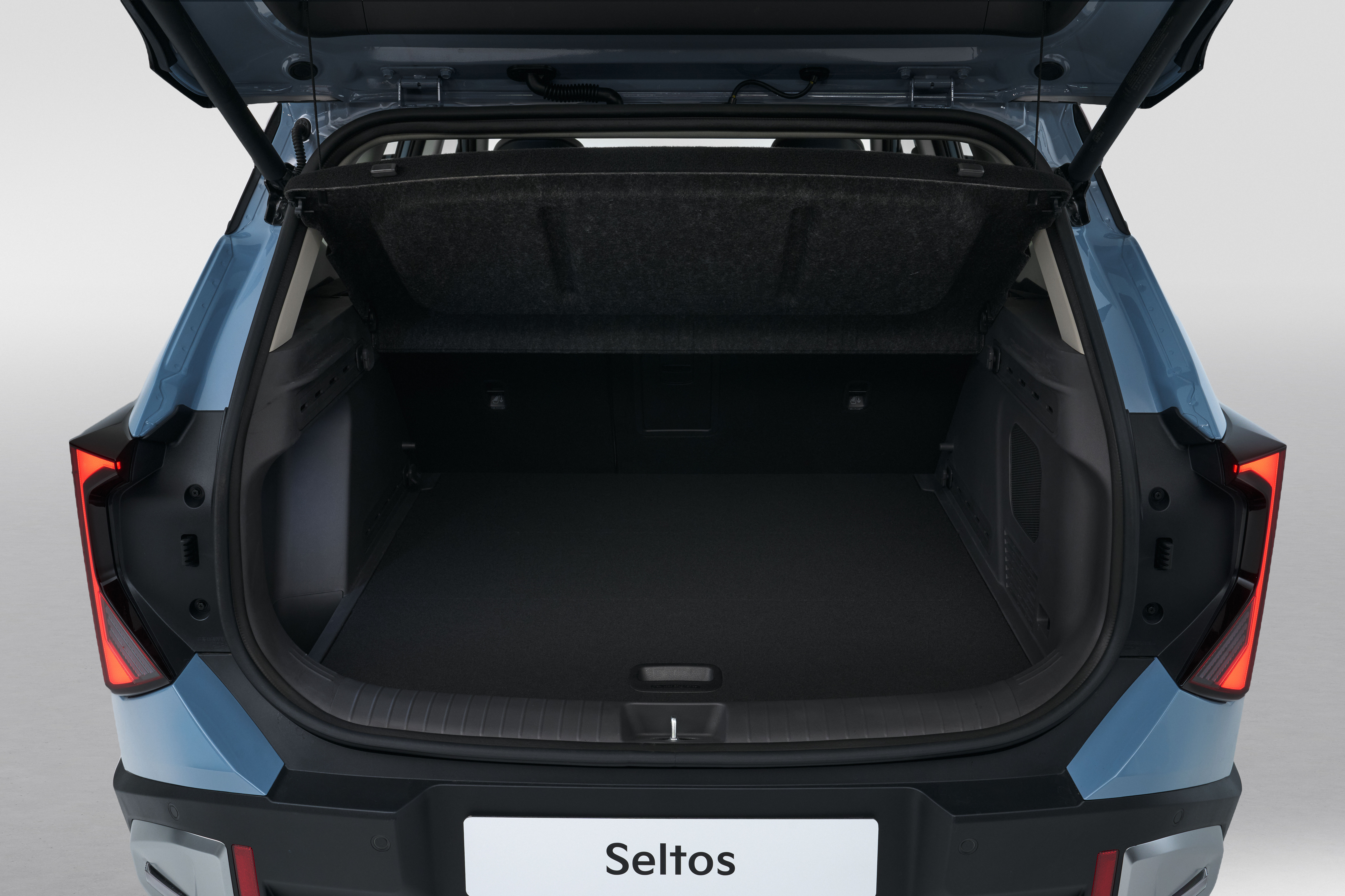 All-new Kia Seltos (ICE - Baseline - EU) - Pale Grey