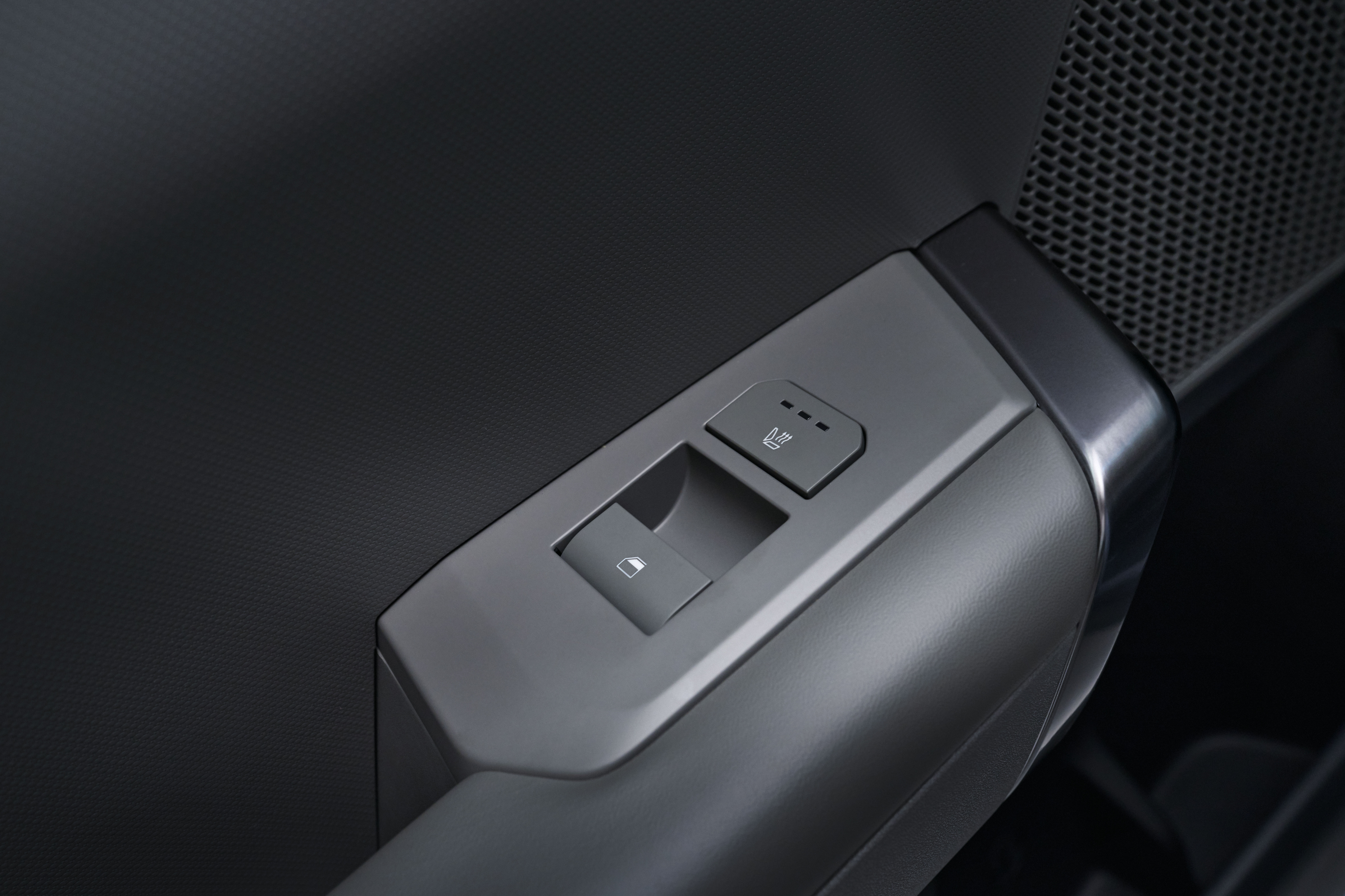 All-new Kia Seltos (ICE - Baseline - EU) - Pale Grey