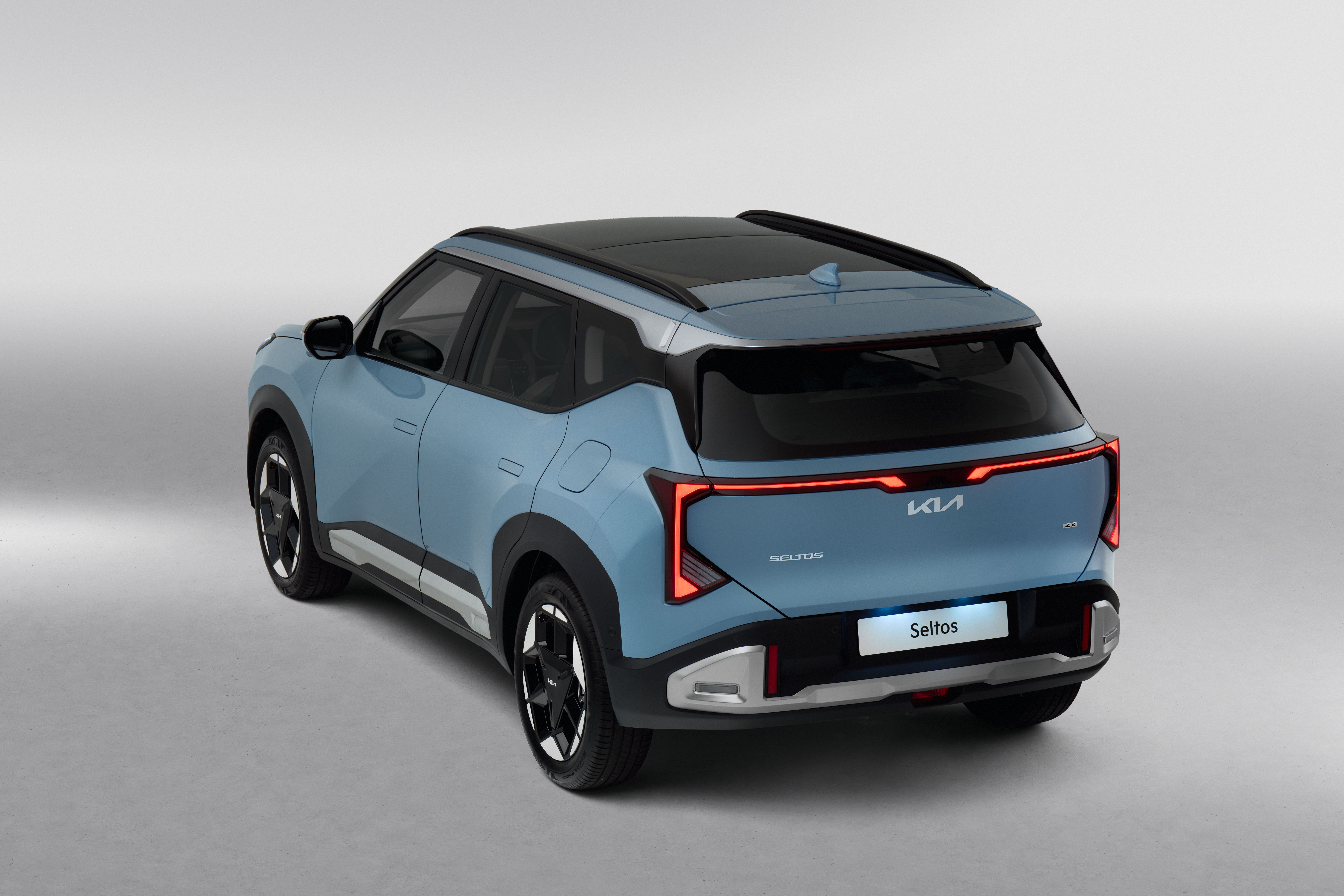 All-new Kia Seltos (ICE - Baseline - EU) - Pale Grey