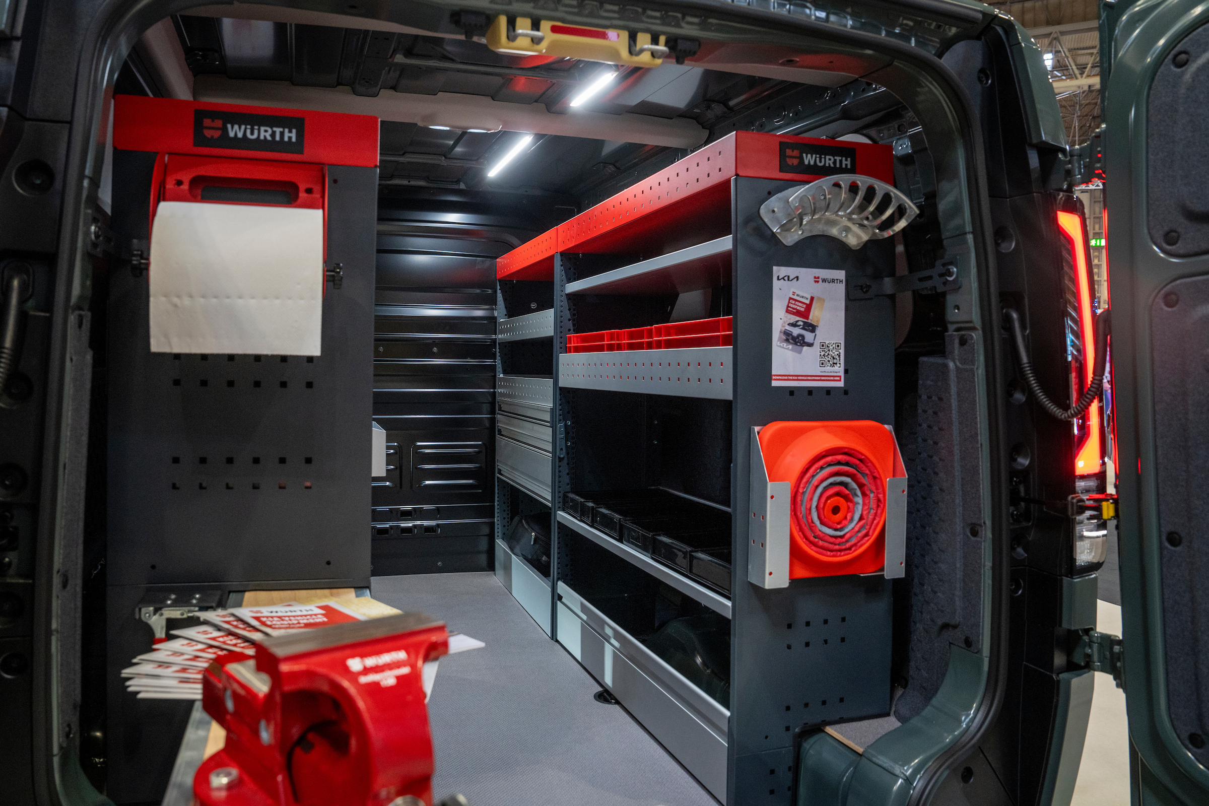 Kia strengthens PBV business at CV Show 2026 with expanded PV5 line-up and approved Kia PBV Conversion Partners