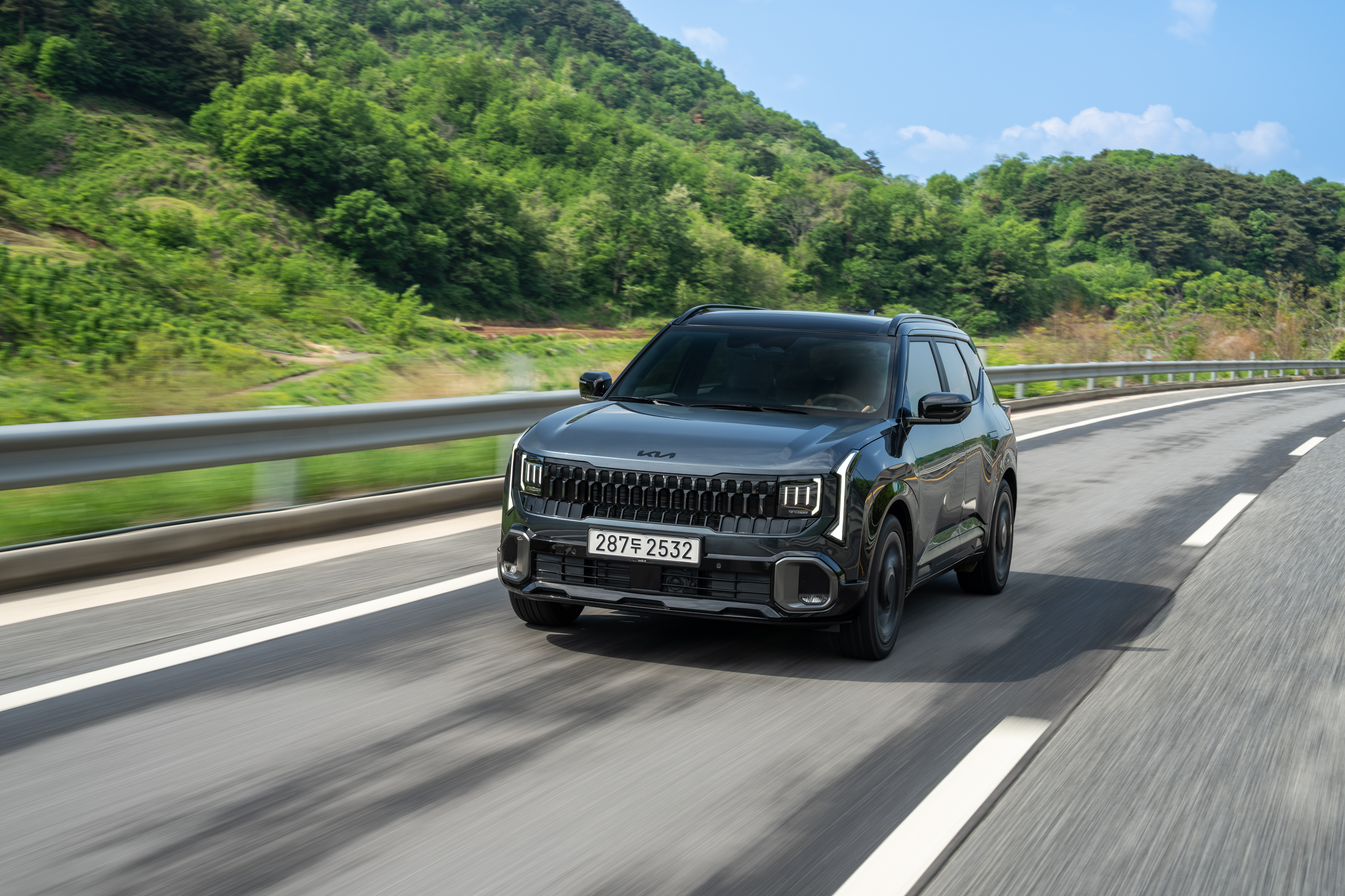 Kia Seltos HEV ‘X-Line’ (Korean) – Gravity Grey