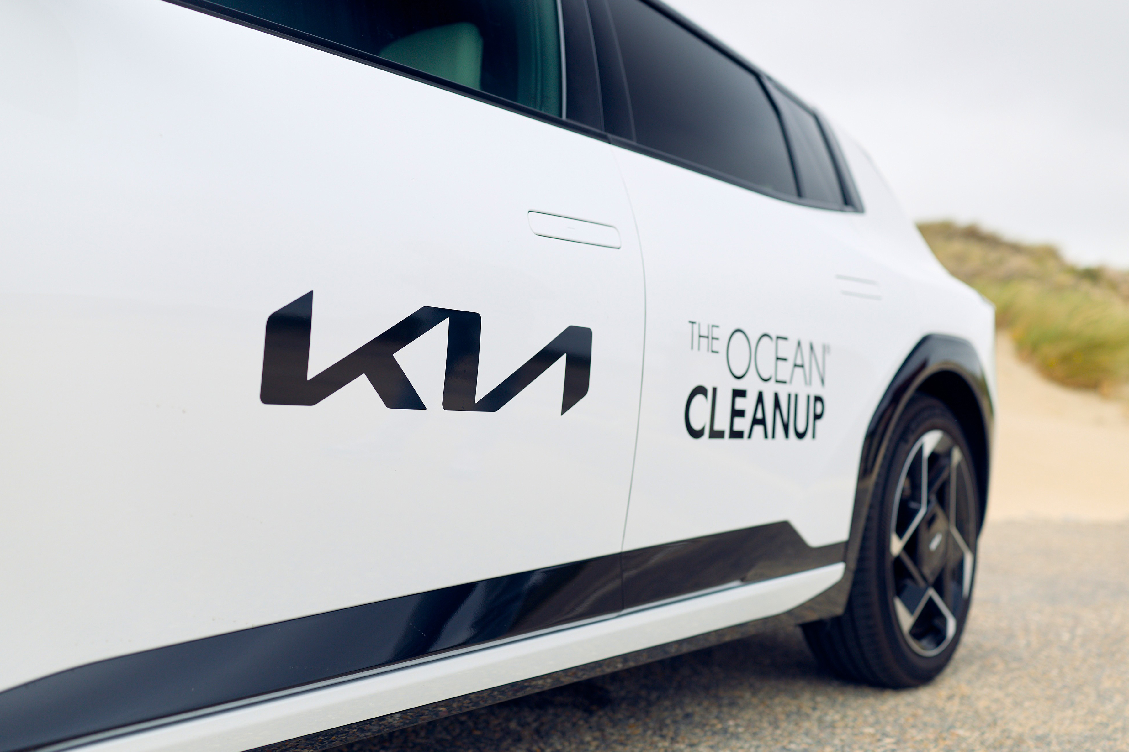 Kia renews electric vehicle fleet to support The Ocean Cleanup’s global mission