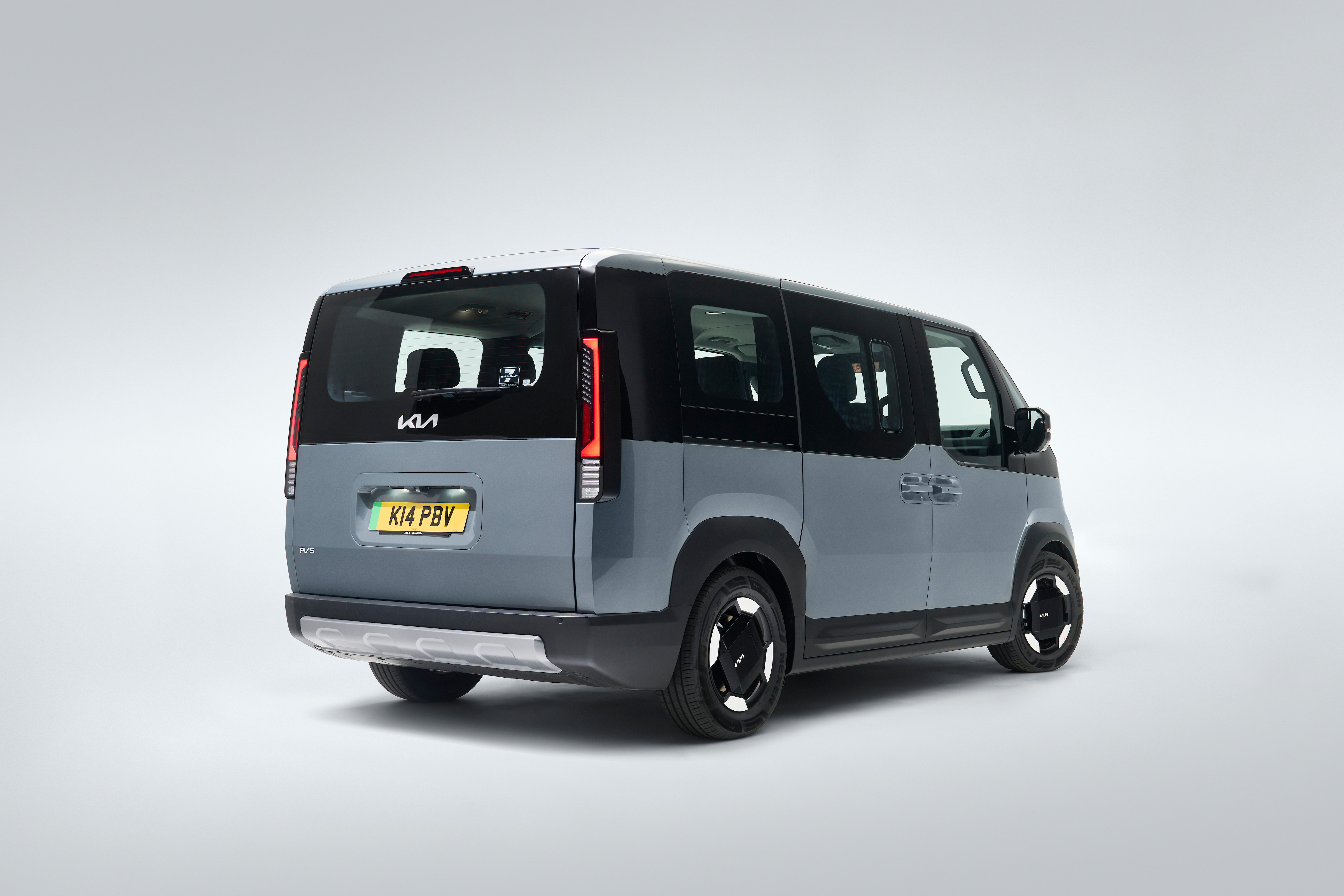 Kia PV5 Passenger 7st ‘Plus’ – pre-production (UK)  -  Lakehouse Grey
