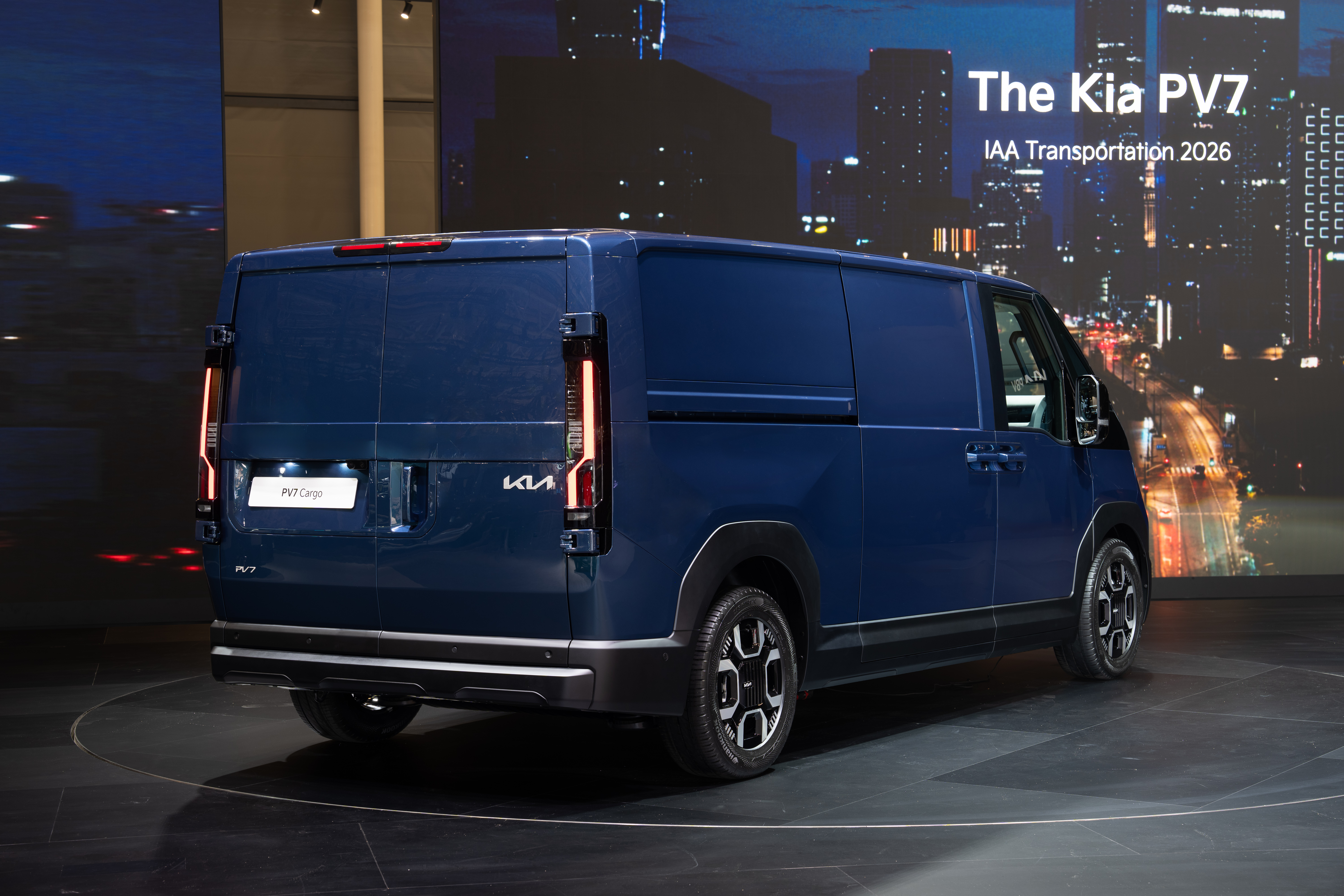 Kia PV7 Cargo - Fjord Blue