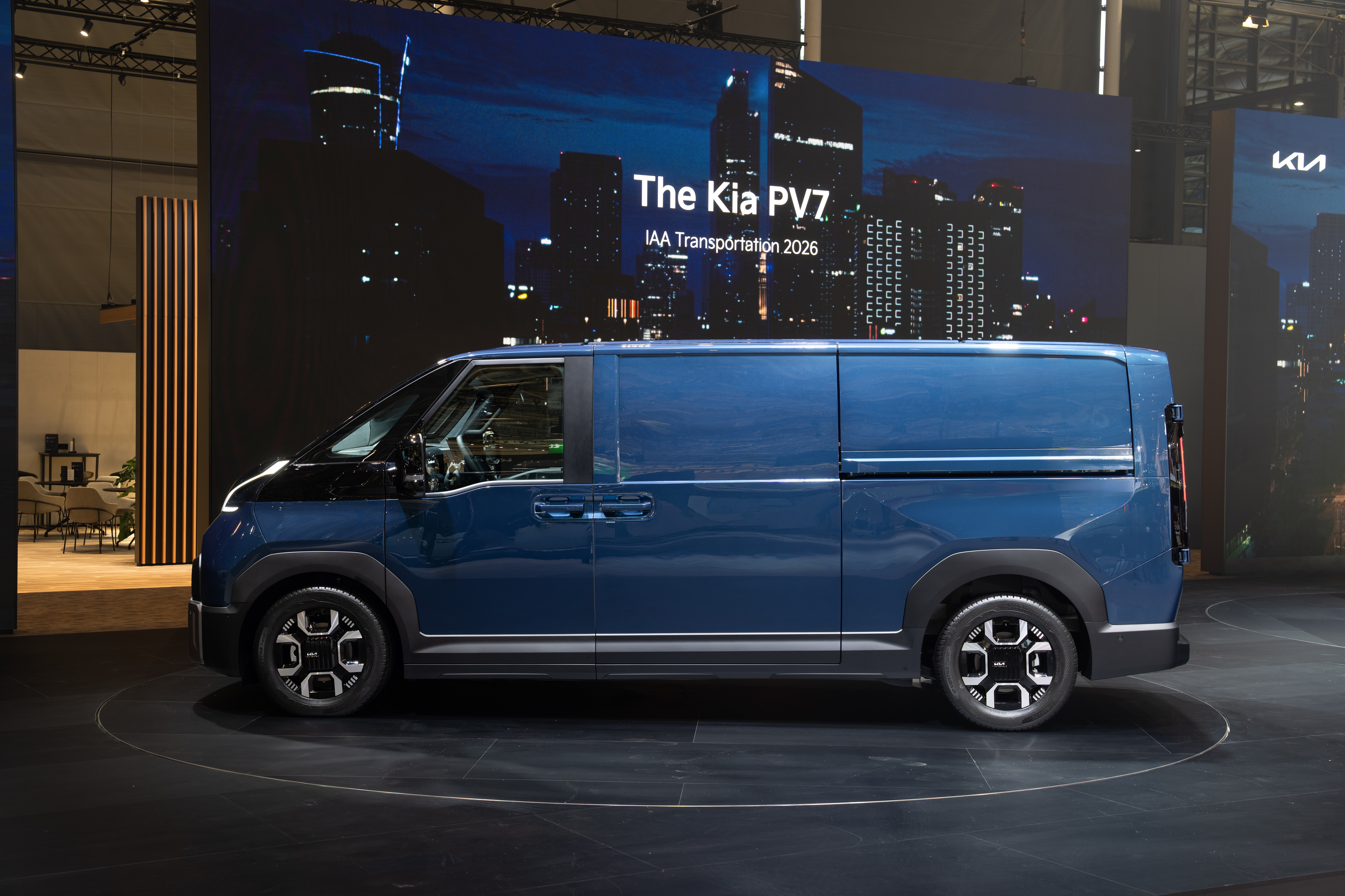 Kia PV7 Cargo - Fjord Blue