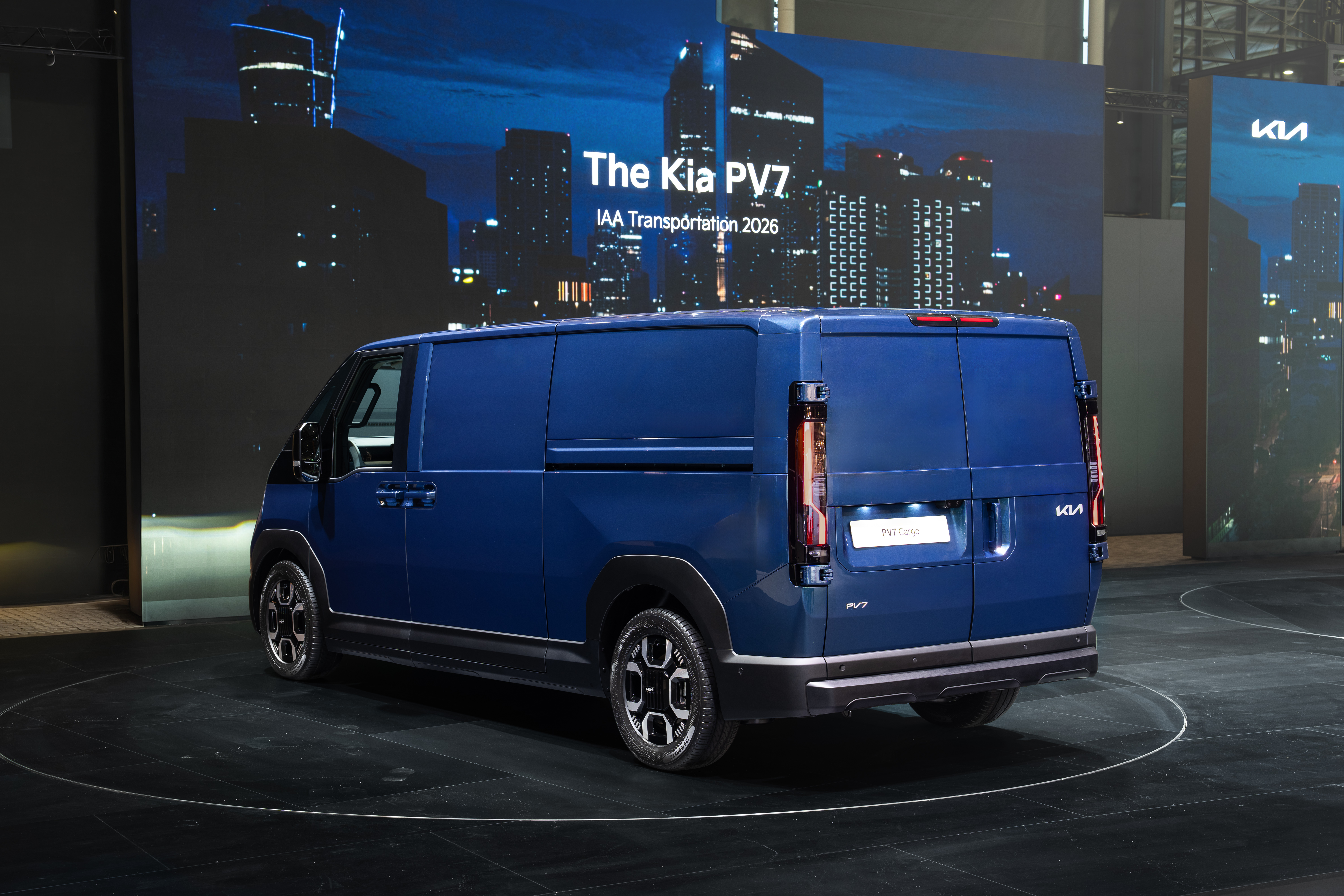 Kia PV7 Cargo - Fjord Blue
